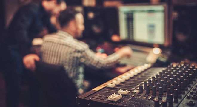 Masterclass Introduction to Music Production